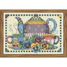 Набор для вышивания крестом "Время вечернего чая//Teatime Pansies" DIMENSIONS 06877