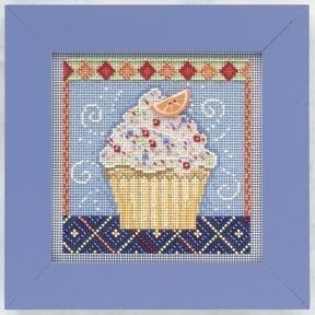 Набір для вишивання "Vanilla Cupcake//Ванільний кекс" Mill Hill MH141101